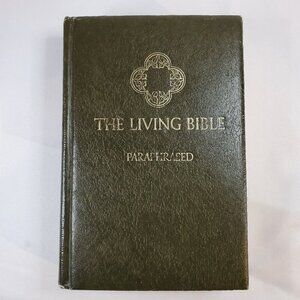 The Living Bible Paraphrased Green Padded Hardcover 9th printing 1972